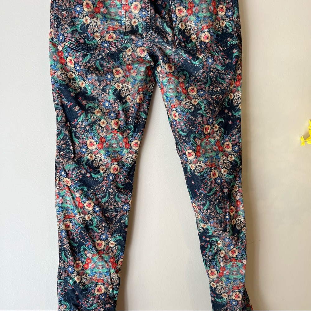 COPY - Alice and Olivia floral cordoury pants - Picture 3 of 8